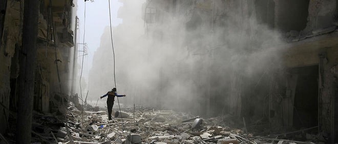 L'armée syrienne avance dans Alep - ảnh 1